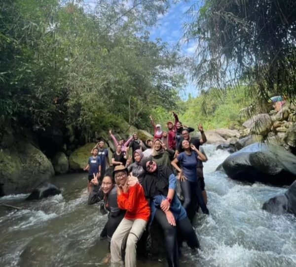 Explore Curug Leuwi Asih One Day